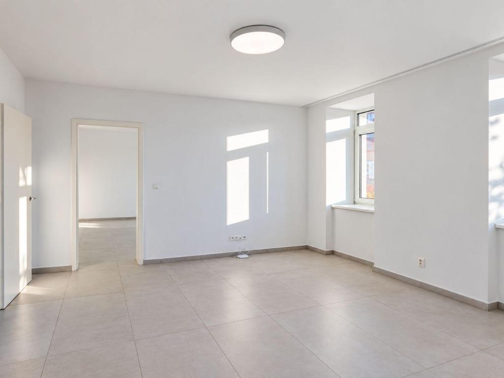 Pronájem bytu 3+1 126 m2, Rybníček – náhled fotky 10