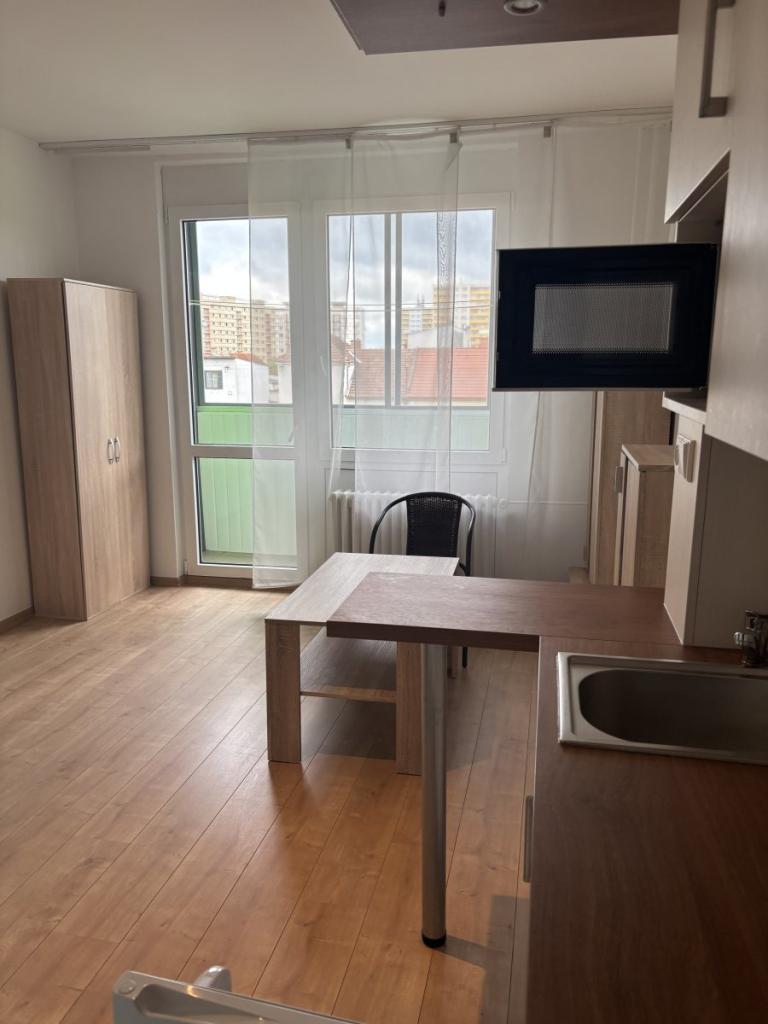 Pronájem bytu 1+kk 22 m2
