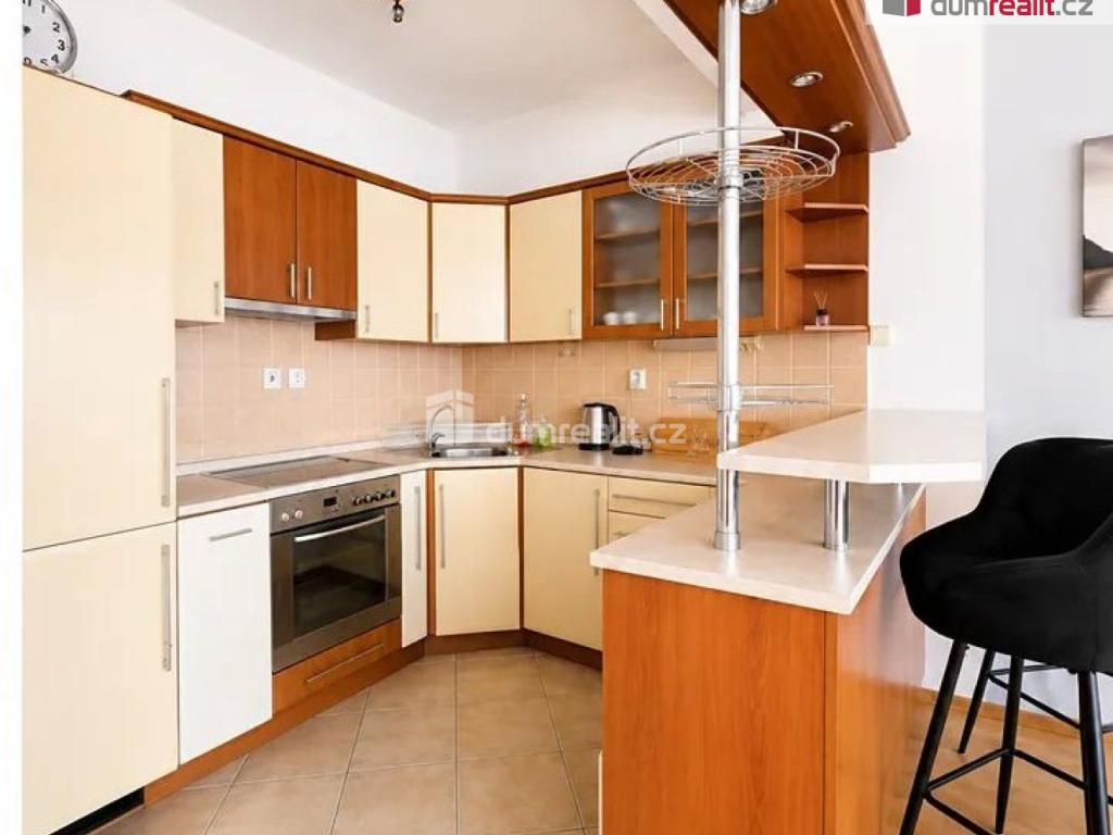 Pronájem bytu 2+kk 56 m2