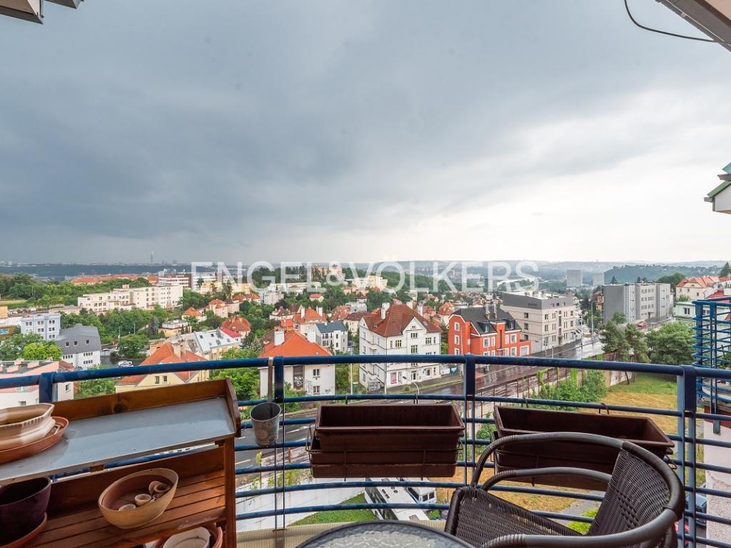 Pronájem bytu 3+kk 93 m2