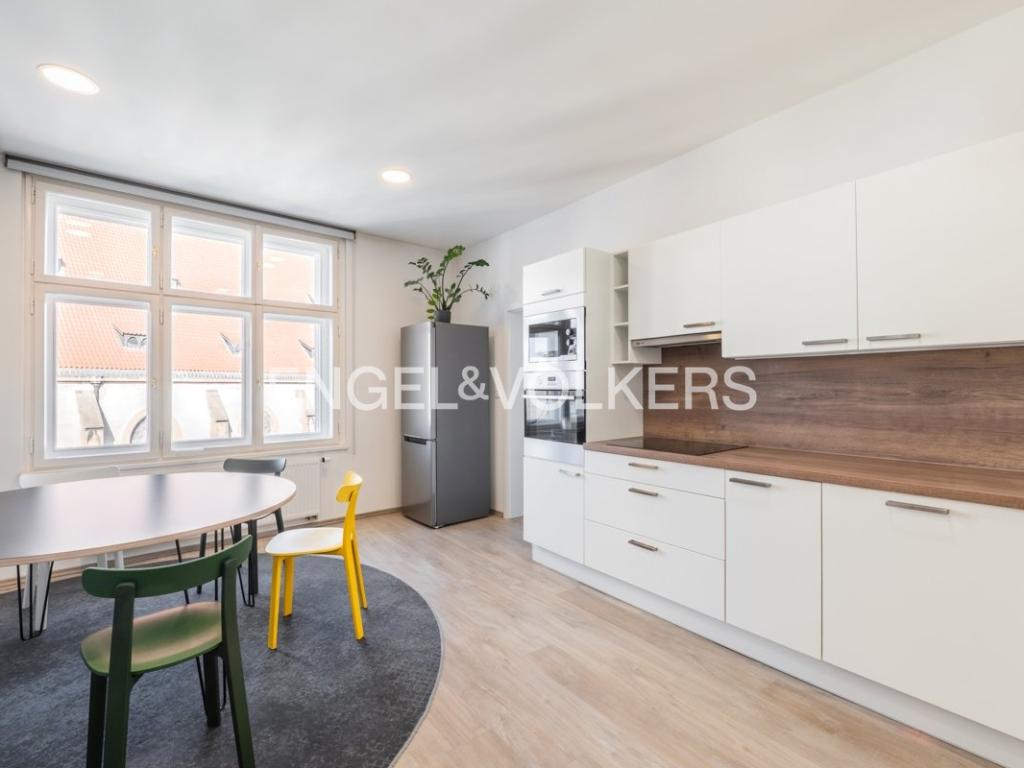 Pronájem bytu 3+kk 80 m2