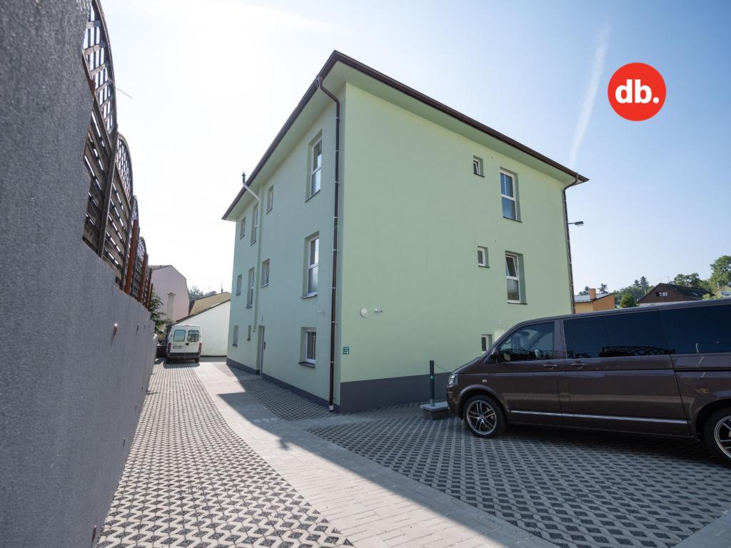 Pronájem bytu 2+kk 50 m2, Dalovice – náhled fotky 12
