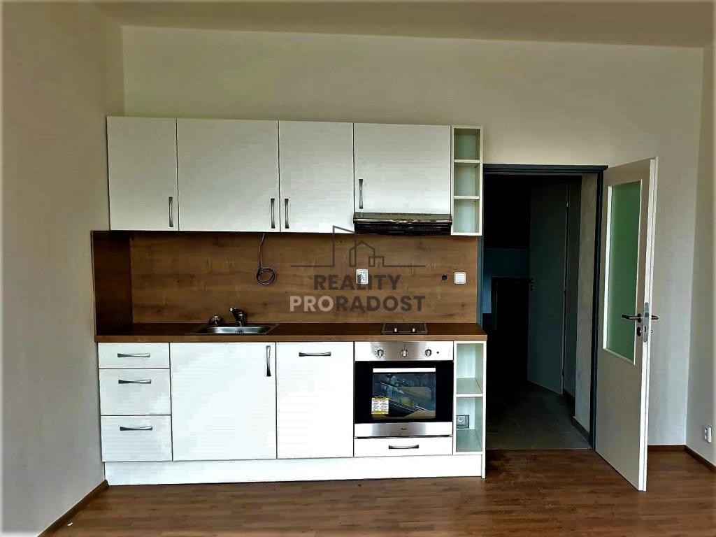 Pronájem bytu 1+kk 37 m2