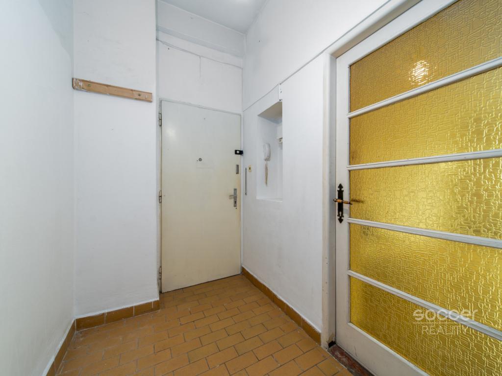 Prodej bytu 1+kk 36 m2, Praha – náhled fotky 8
