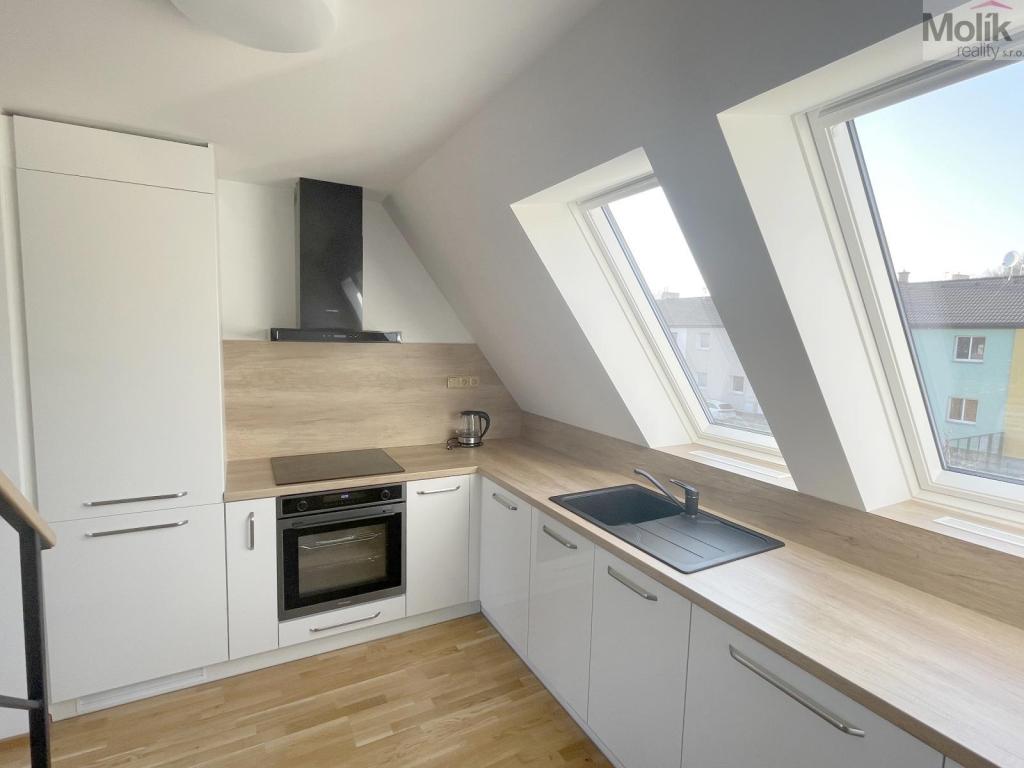 Pronájem bytu 2+kk 65 m2