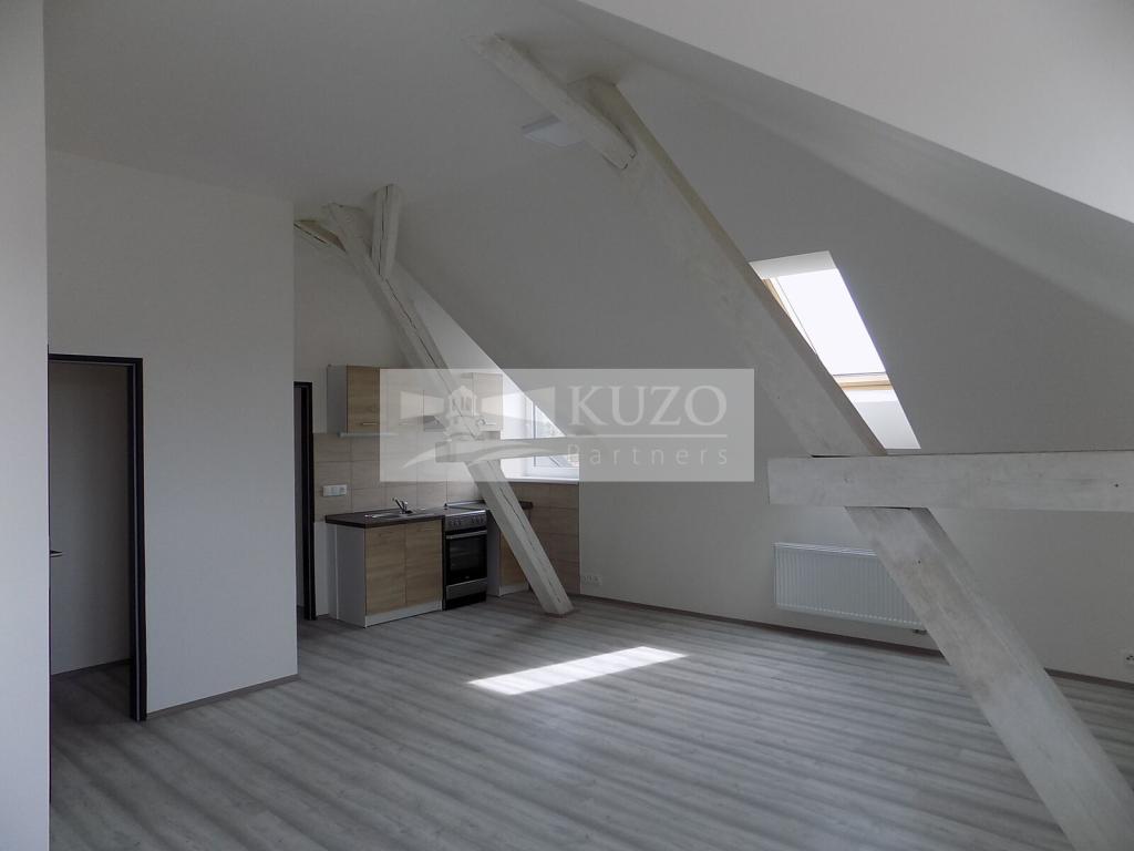 Pronájem bytu 2+kk 68 m2