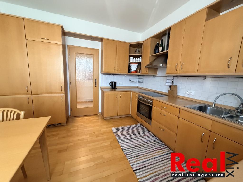 Pronájem bytu 1+1 55 m2