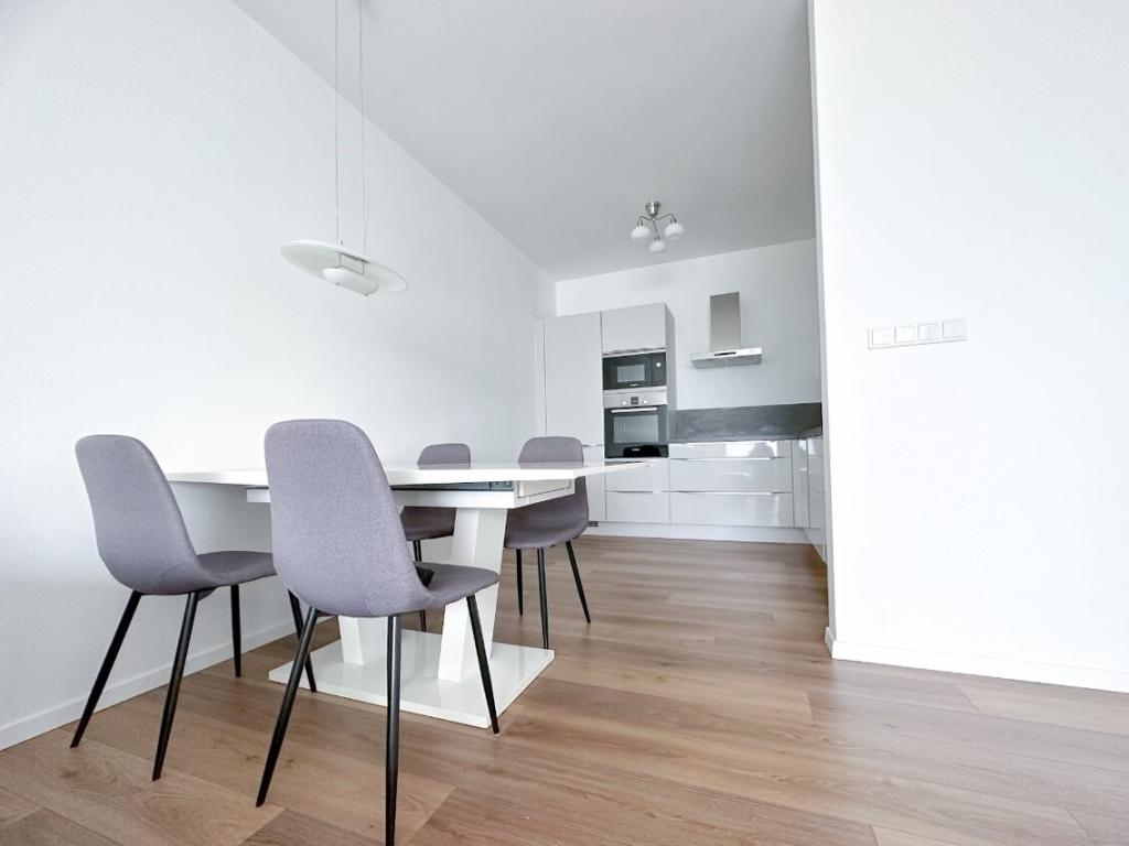 Pronájem bytu 1+1 50 m2