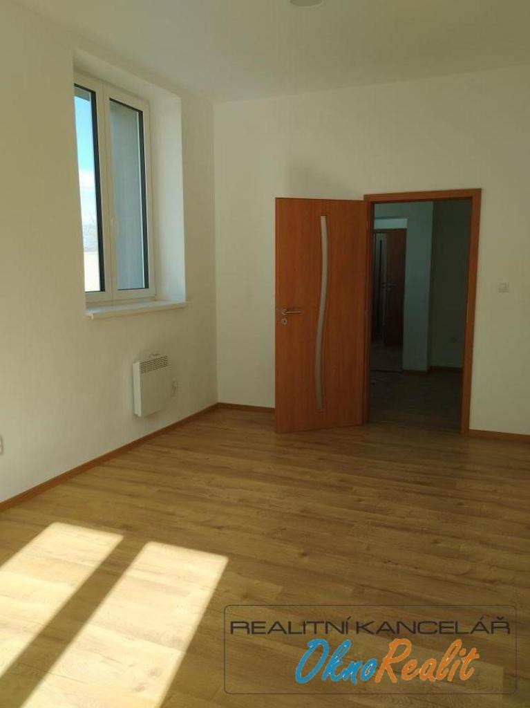 Pronájem bytu 1+1 48 m2
