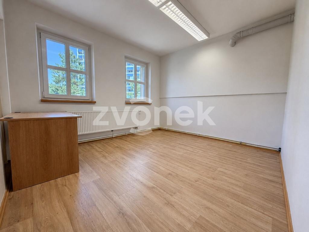 Pronájem bytu pokoj 10 m2