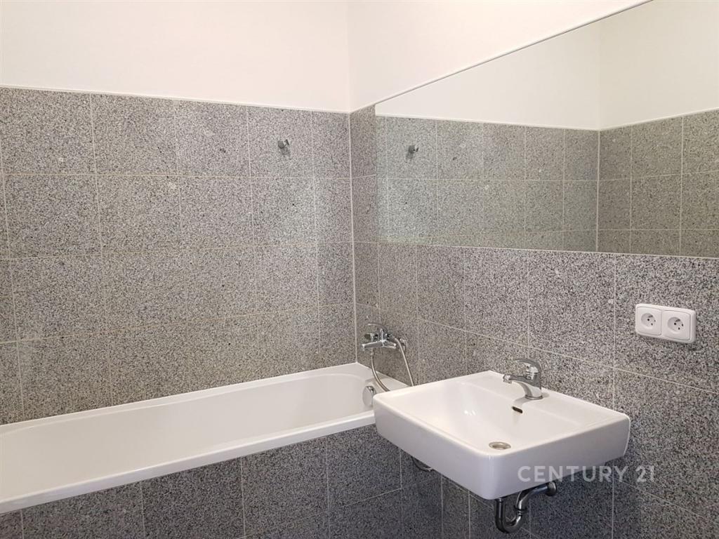 Pronájem bytu 2+kk 51 m2