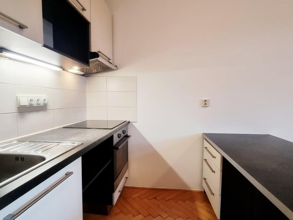 Pronájem bytu 2+kk 56 m2