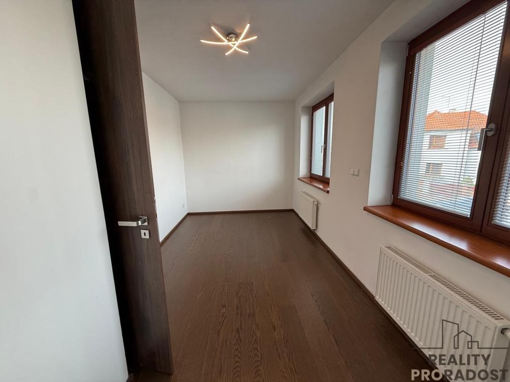 Pronájem bytu 2+kk 49 m2