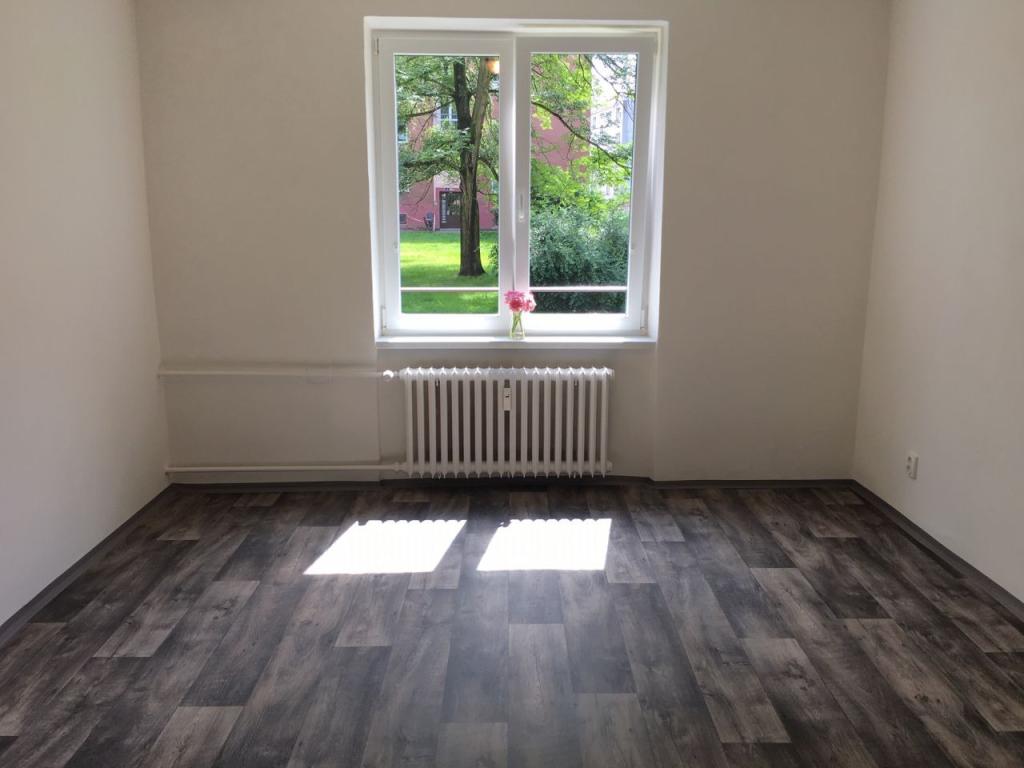 Pronájem bytu 1+1 35 m2