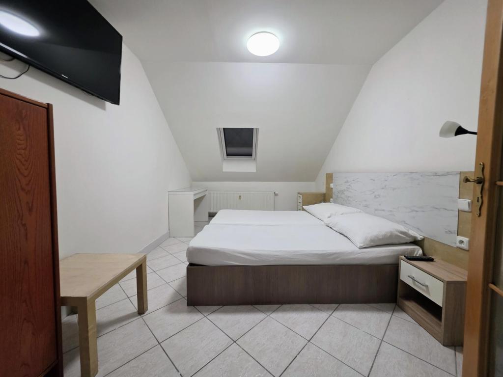 Pronájem bytu 2+kk 55 m2