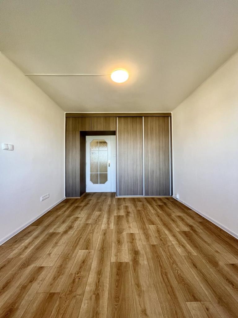 Pronájem bytu 1+1 39 m² - Więcej