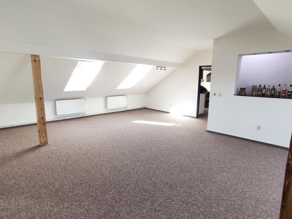 Pronájem bytu 3+1 160 m2