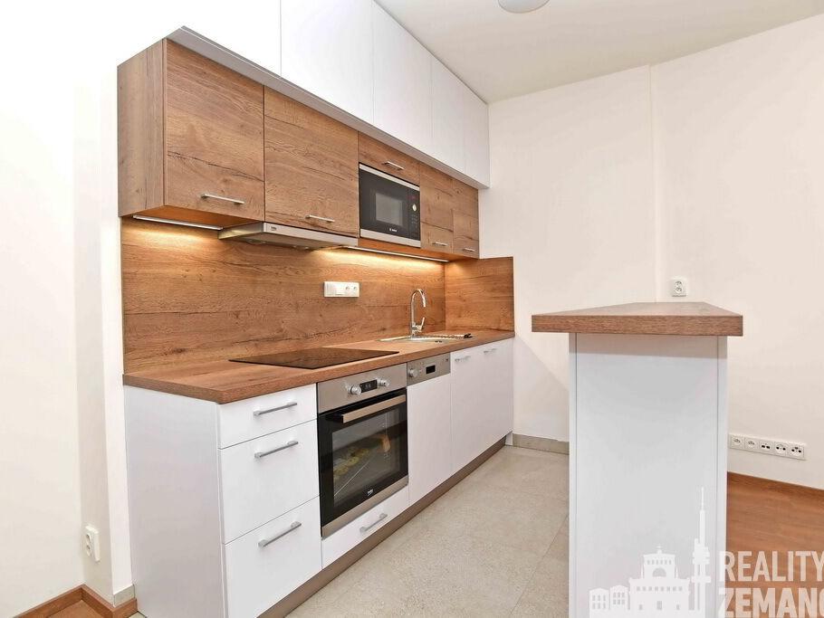 Pronájem bytu 1+kk 30 m2, Praha – náhled fotky 3