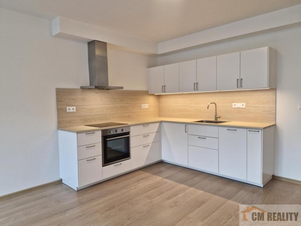 Pronájem bytu 2+kk 57 m² – pohled 6