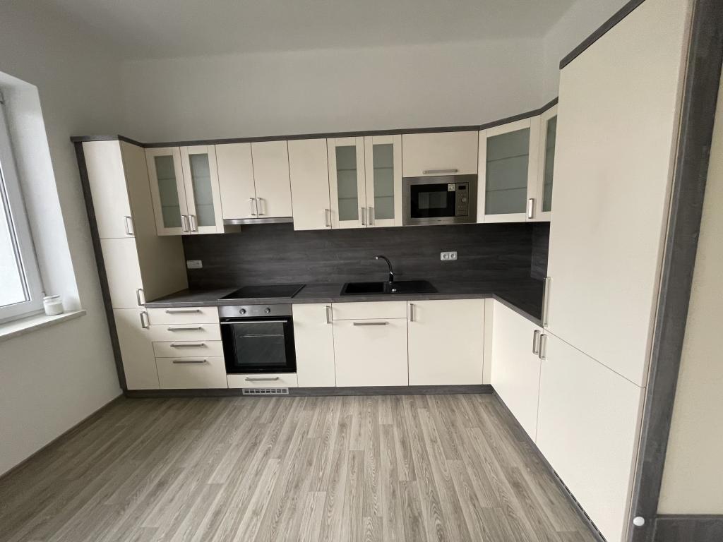 Pronájem bytu 4+kk 105 m2