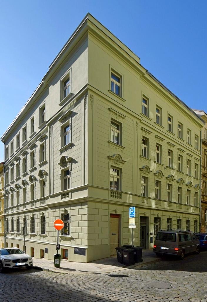 Pronájem bytu 1+kk 23 m2, Praha – náhled fotky 16