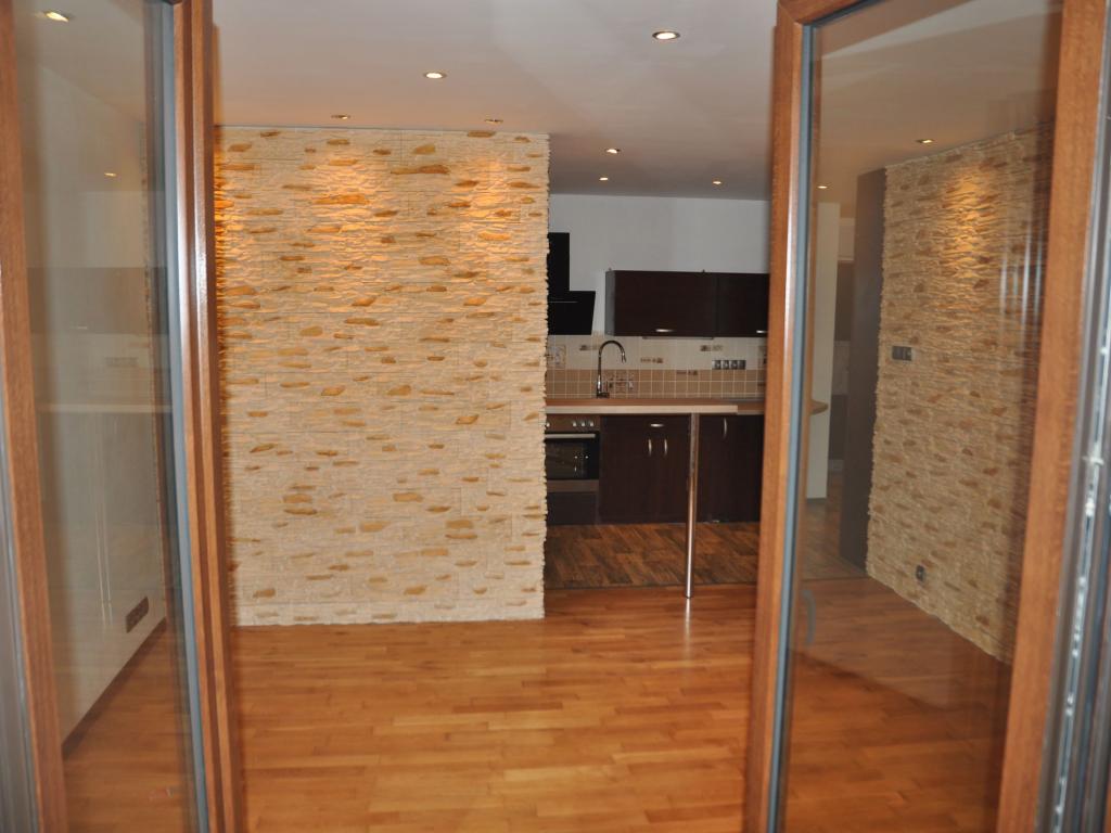 Pronajem bytu garsonka 38 m2