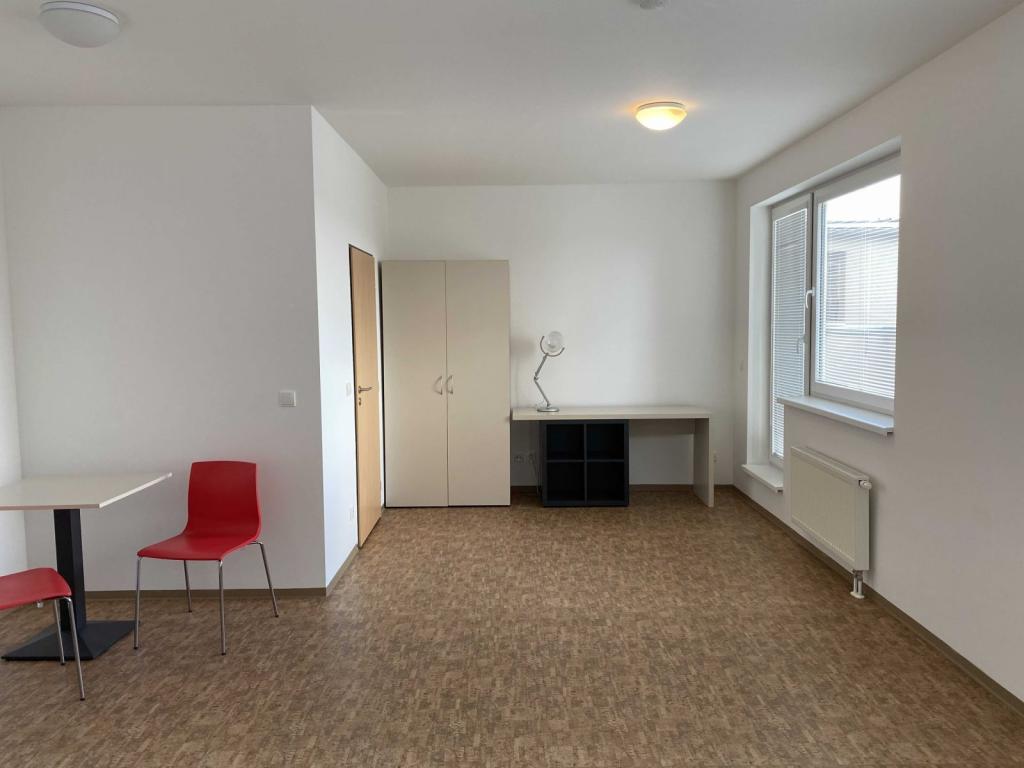 Pronájem bytu 2+kk 38 m2