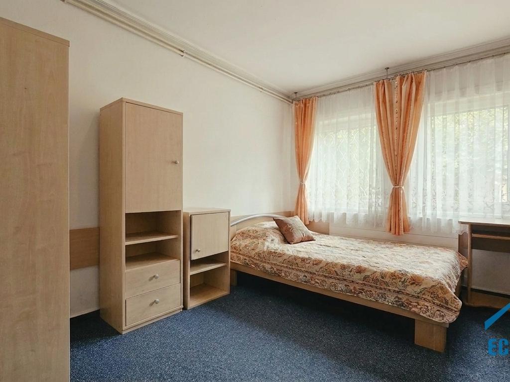 Pronájem bytu pokoj 12 m2