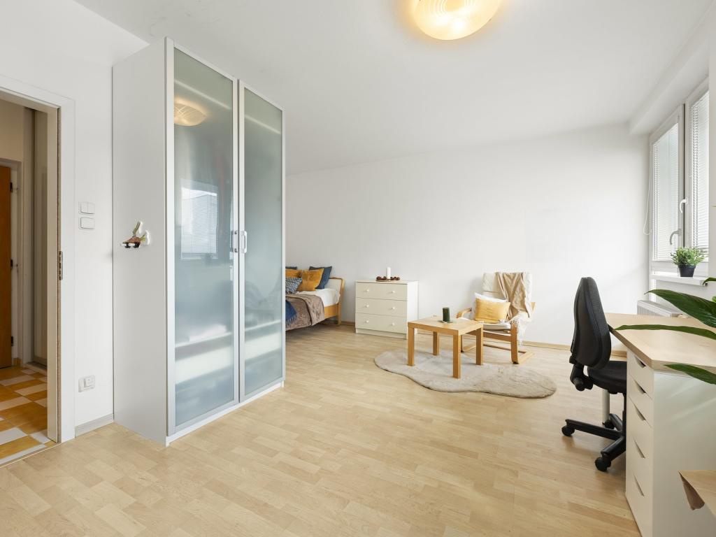 Pronájem bytu 1+kk 37 m2