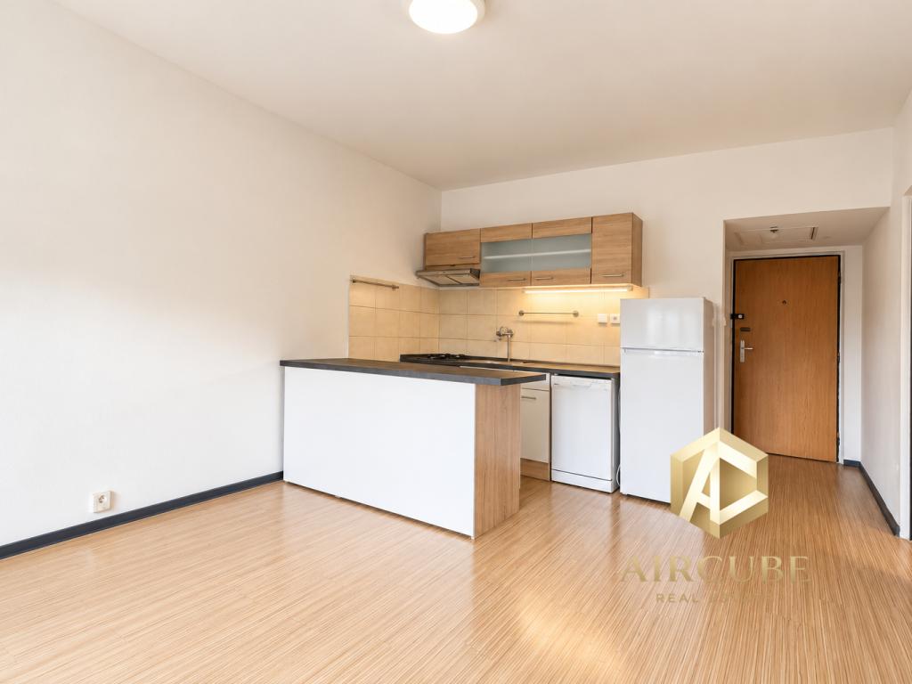 Pronájem bytu 2+kk 42 m2, Praha – náhled fotky 9