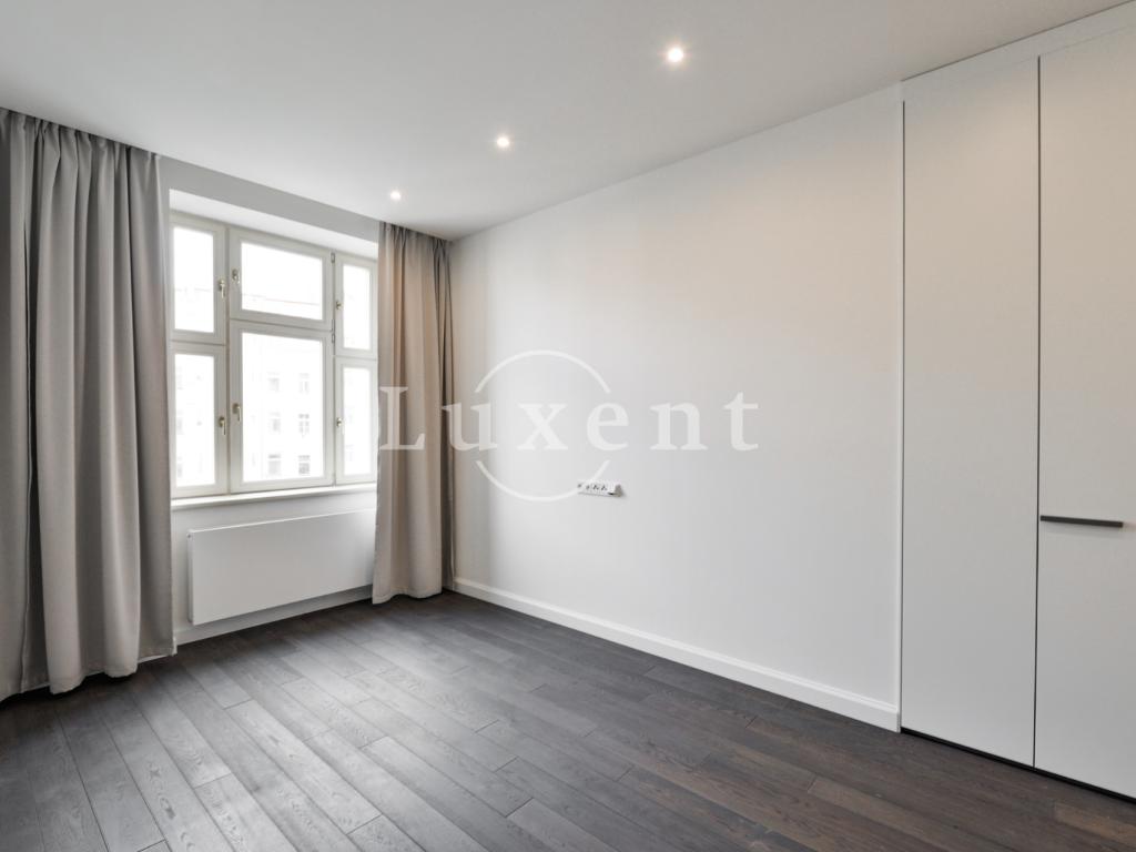 Pronájem bytu 4+kk 137 m2, Praha – náhled fotky 9
