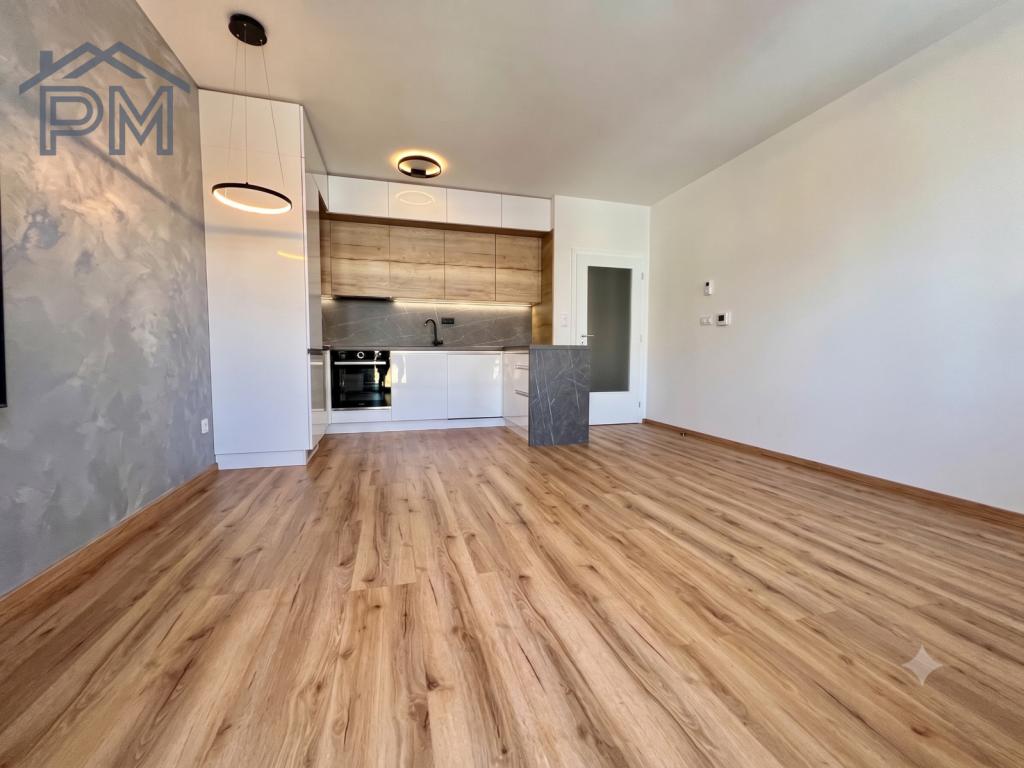 Pronájem bytu 3+kk 62 m2
