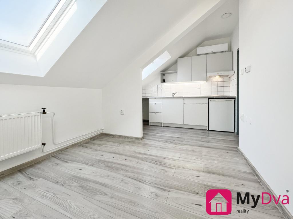 Pronájem bytu 1+kk 26 m2