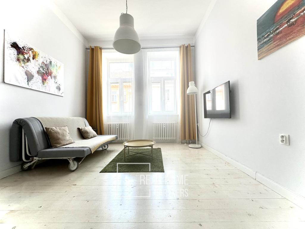 Pronájem bytu 1+kk 40 m2