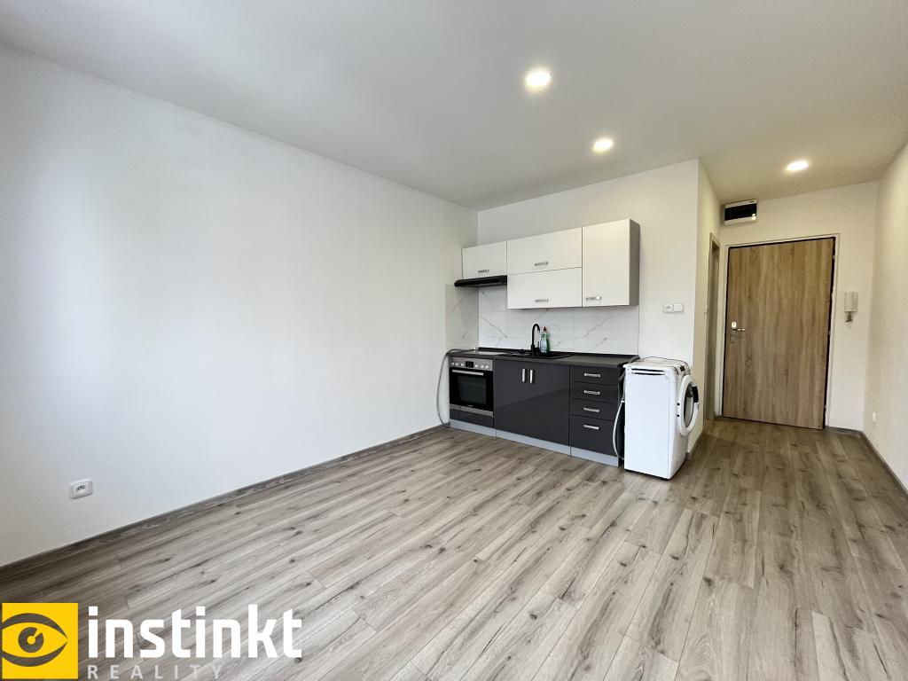 Pronájem bytu 1+kk 28 m2