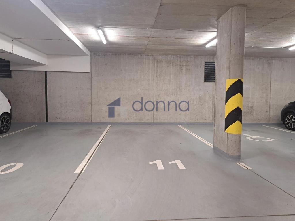 Pronájem bytu 3+kk 76 m2, Praha – náhled fotky 14