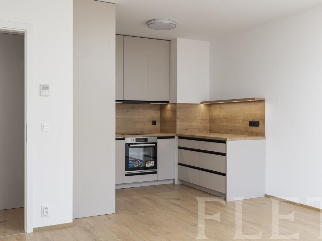 Pronájem bytu 2+kk 56 m2