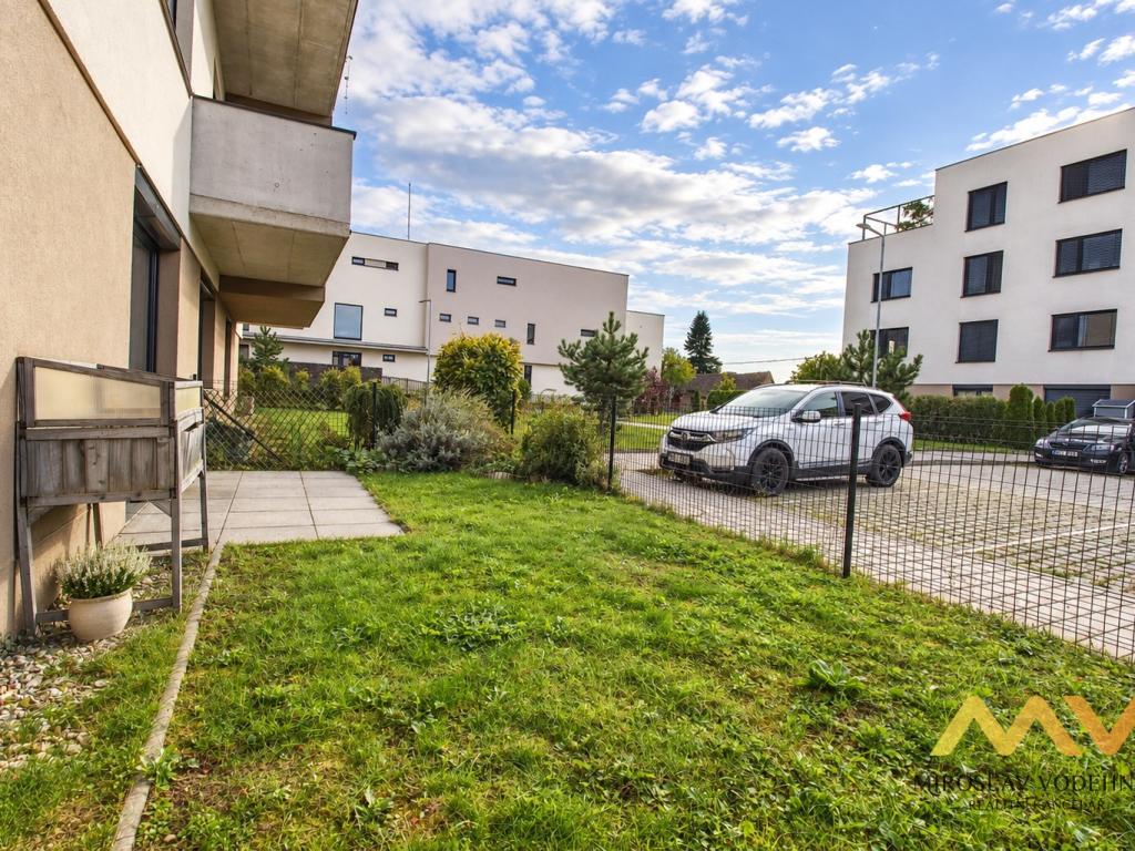 Pronájem bytu 1+kk 32 m2, Hradec Králové – náhled fotky 18