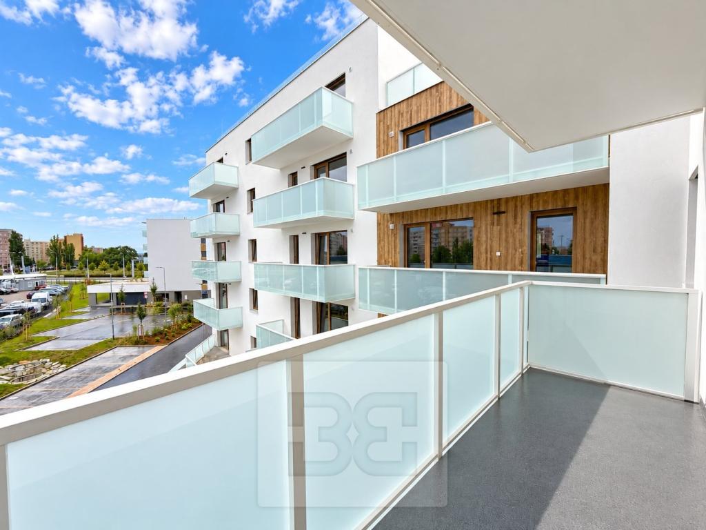 Pronájem bytu 2+kk 55 m2, České Budějovice – náhled fotky 9