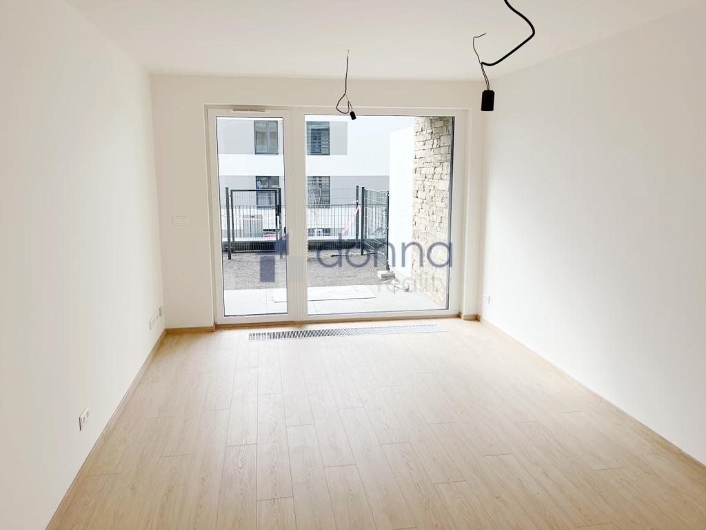 Pronájem bytu 1+kk 30 m2