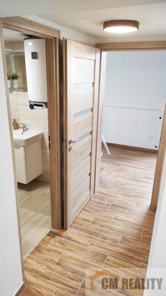 Pronájem bytu 1+kk 27 m2