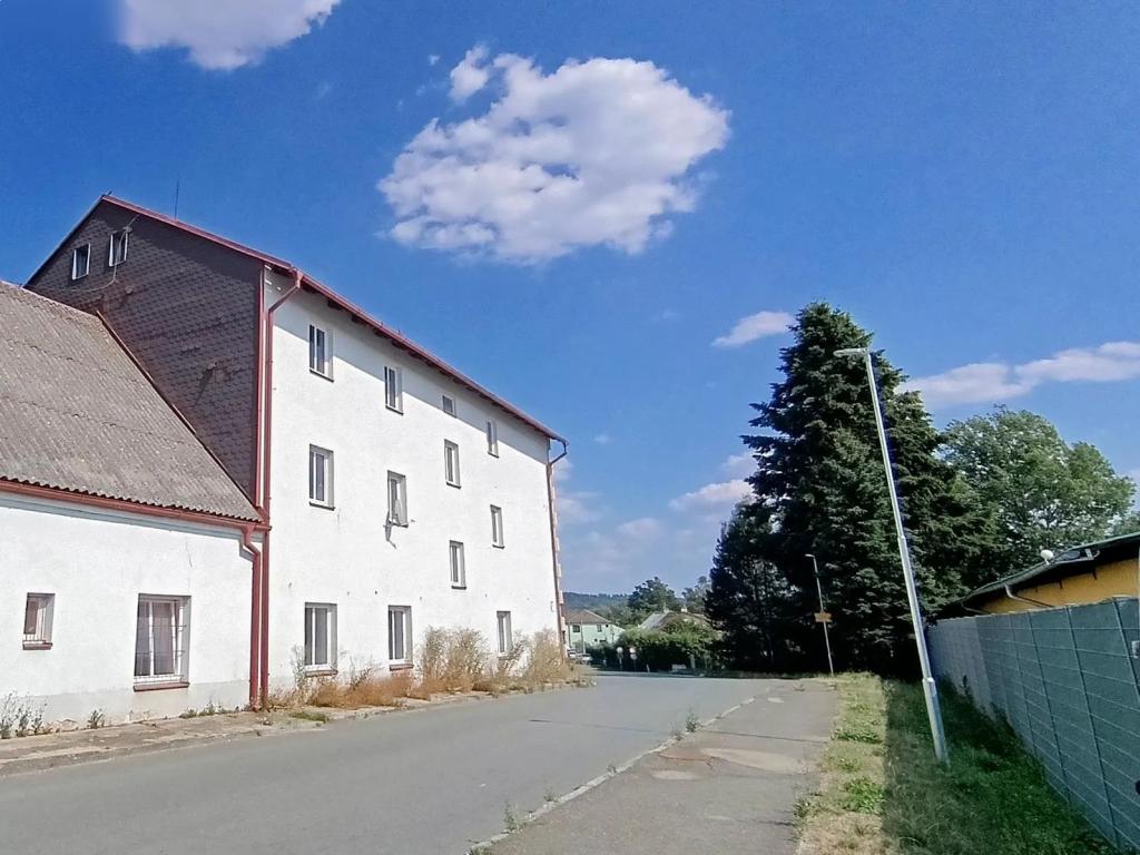 Prodej bytu 3+kk, Planá – náhled fotky 12
