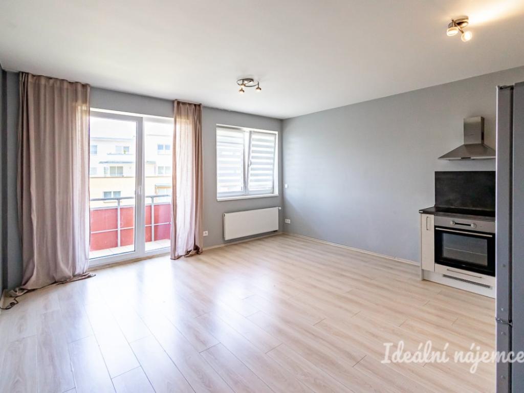 Pronájem bytu 1+kk 33 m2