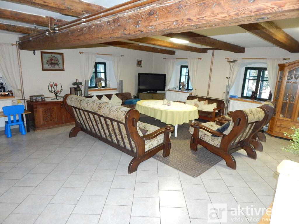 Prodej domu 200 m2, Klíny – náhled fotky 18