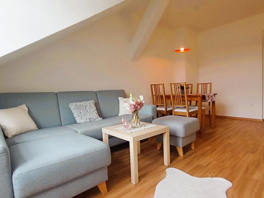 Pronájem bytu 3+kk 70 m2