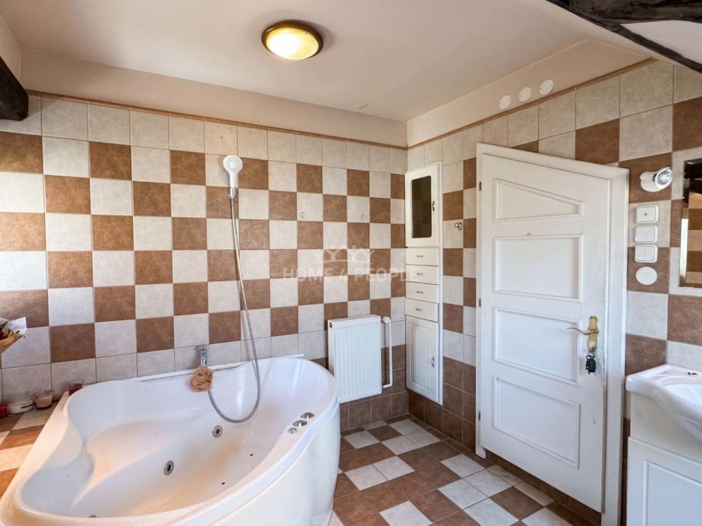 Prodej domu 188 m2, Hluboká nad Vltavou – náhled fotky 13