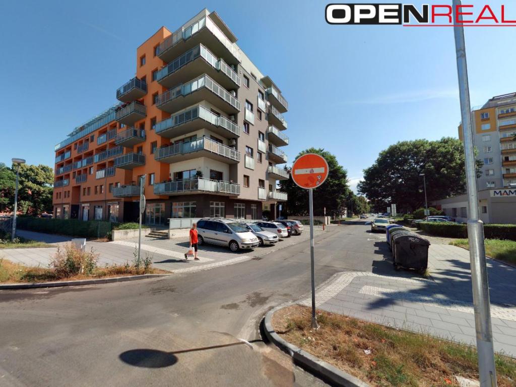 Pronájem bytu 1+kk 38 m2