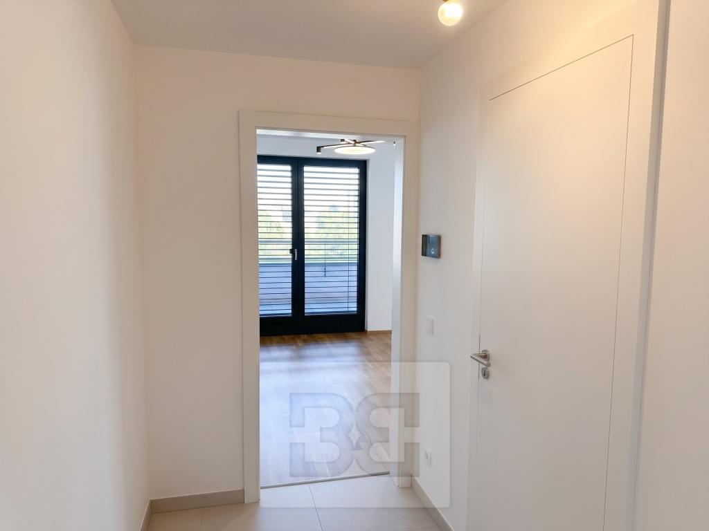 Pronájem bytu 2+kk 53 m2