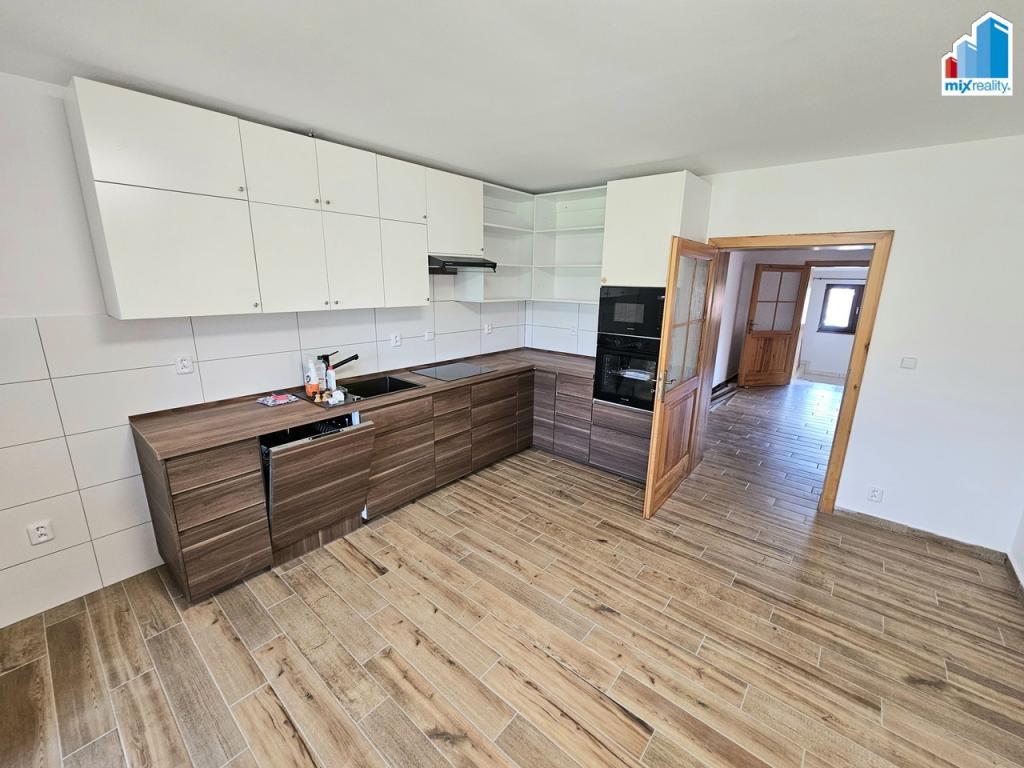 Pronájem bytu 3+1 145 m2