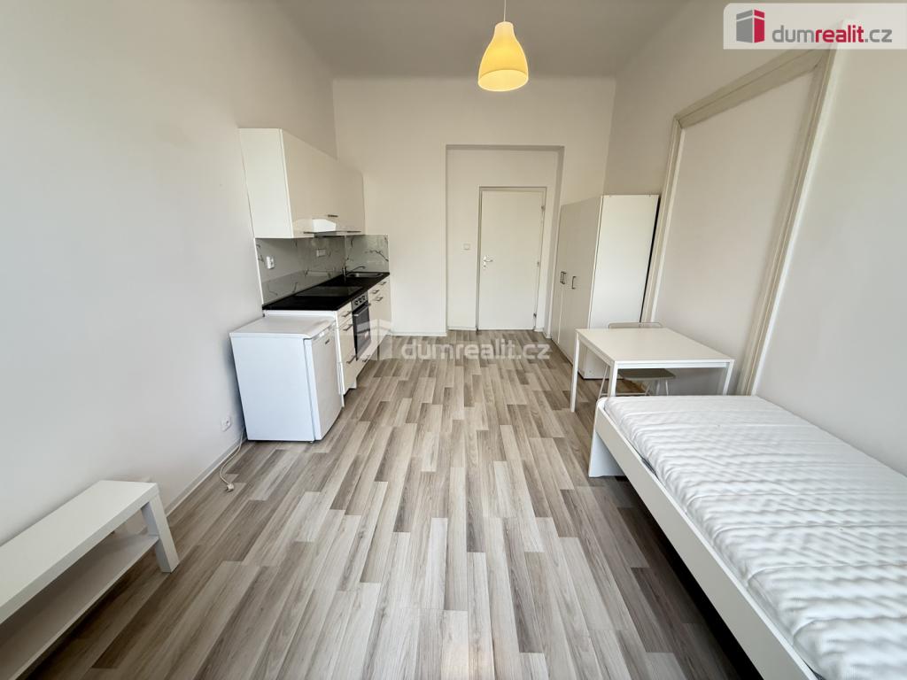 Pronájem bytu 1+kk 28 m2